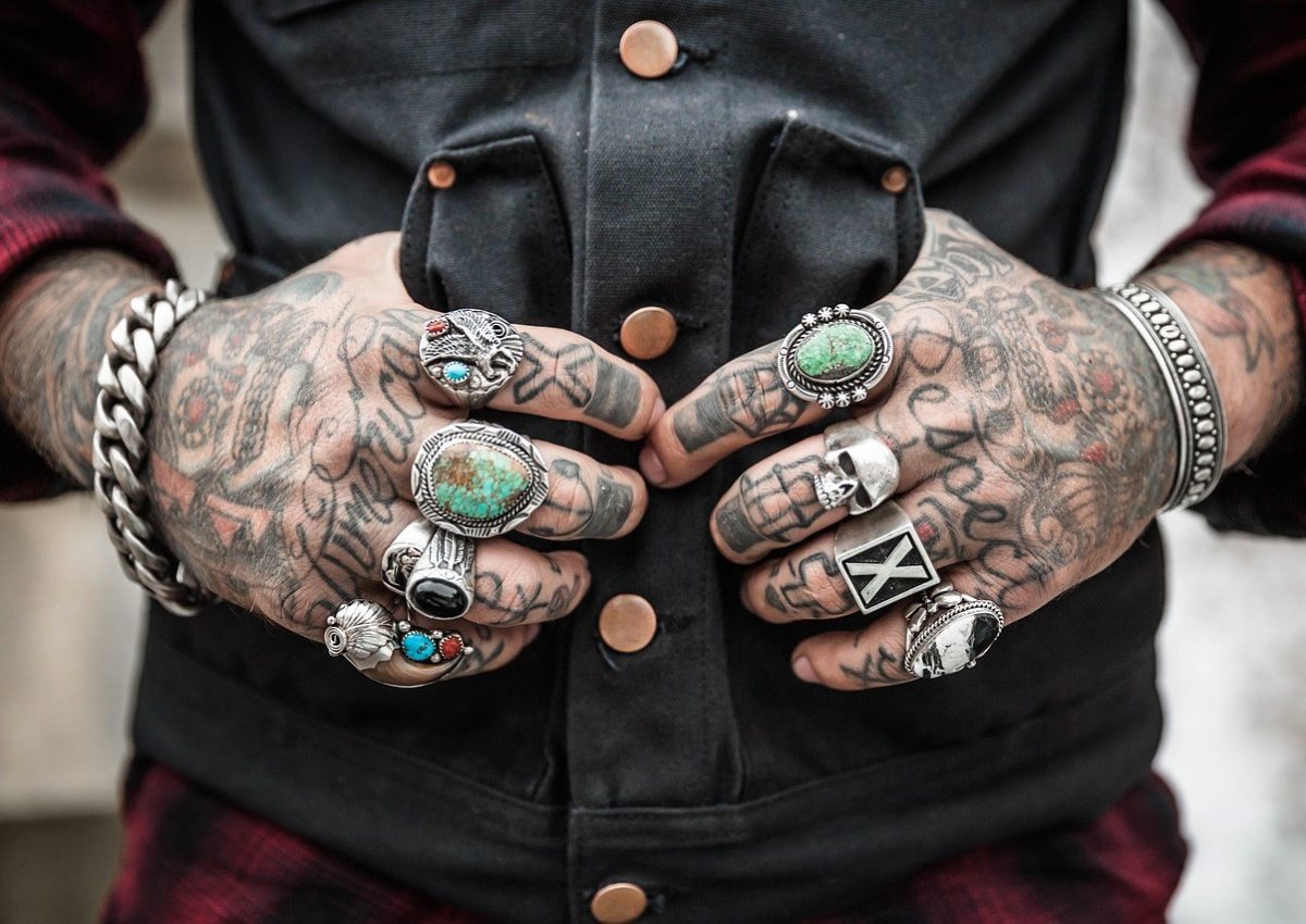 hands-1031131_1280
